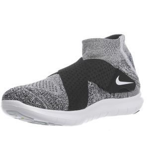 NIKE Free RN Motion Flyknit NEW W/BOX SIZE 8 Oreo